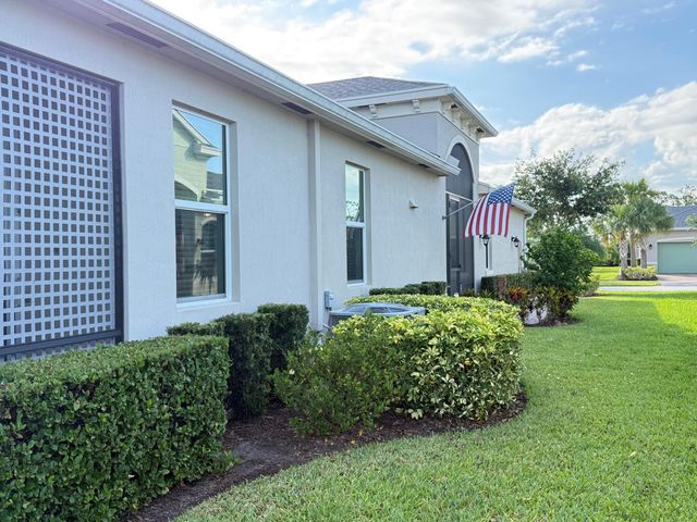 12845 SW Lake Fern Circle, Port St. Lucie, Port St Lucie, FL 34987