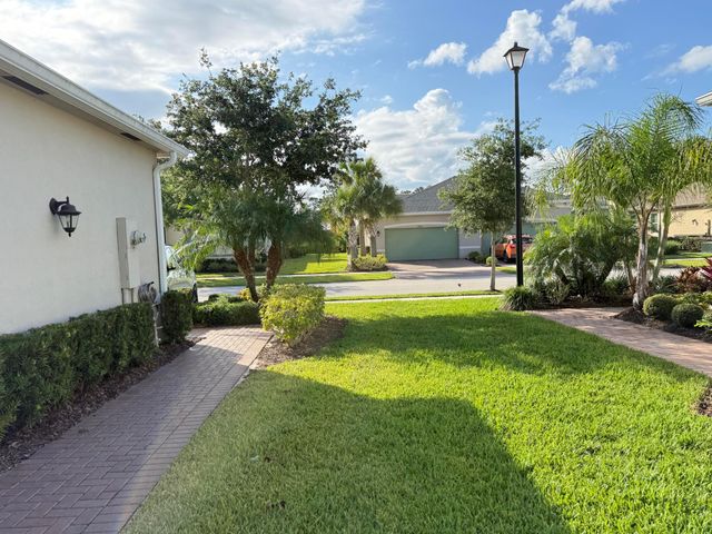 12845 SW Lake Fern Circle, Port St. Lucie, Port St Lucie, FL 34987