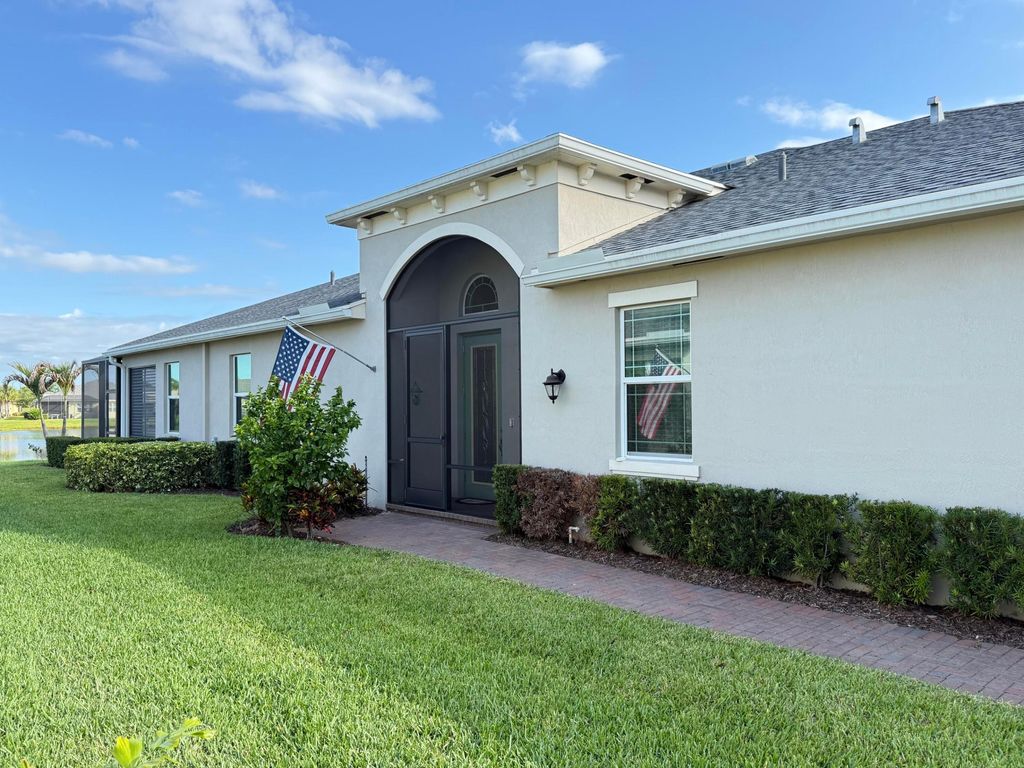 12845 SW Lake Fern Circle, Port St. Lucie, Port St Lucie, FL 34987