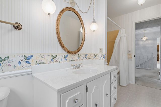 5880 Manorwood Drive, Kalamazoo, MI 49009