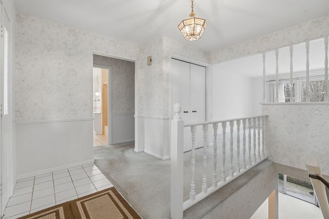 5880 Manorwood Drive, Kalamazoo, MI 49009