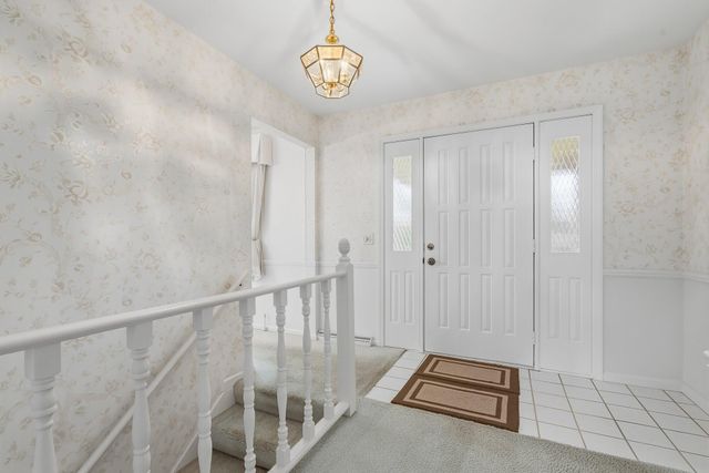 5880 Manorwood Drive, Kalamazoo, MI 49009