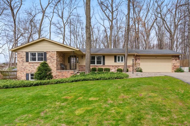 5880 Manorwood Drive, Kalamazoo, MI 49009