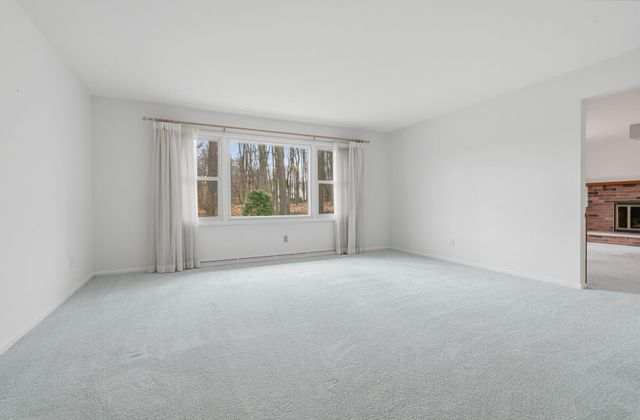 5880 Manorwood Drive, Kalamazoo, MI 49009