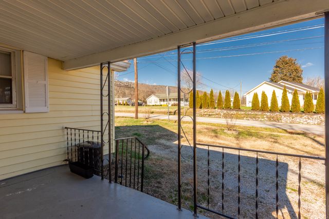 170 Cox Lane, Soddy Daisy, TN 37379