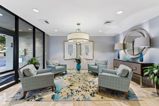 123 Lakeshore Drive 143, North Palm Beach, FL 33408