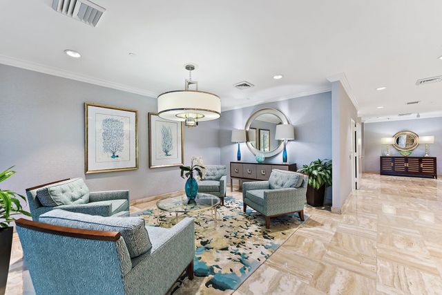 123 Lakeshore Drive 143, North Palm Beach, FL 33408