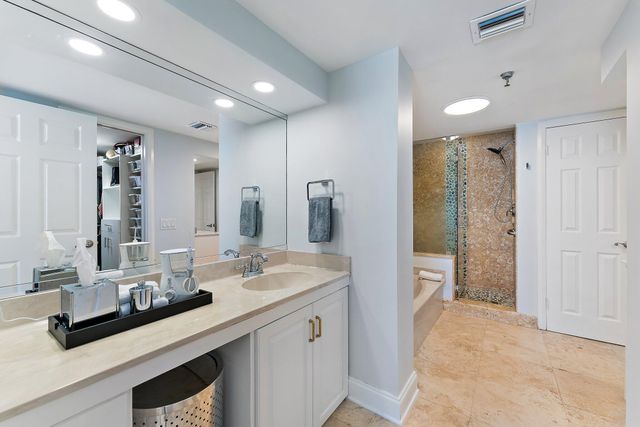 123 Lakeshore Drive 143, North Palm Beach, FL 33408