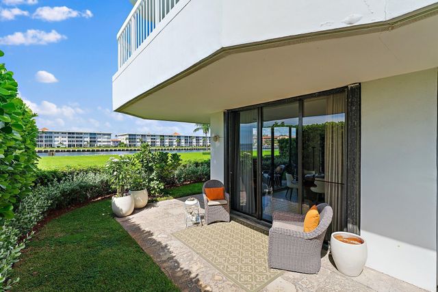 123 Lakeshore Drive 143, North Palm Beach, FL 33408