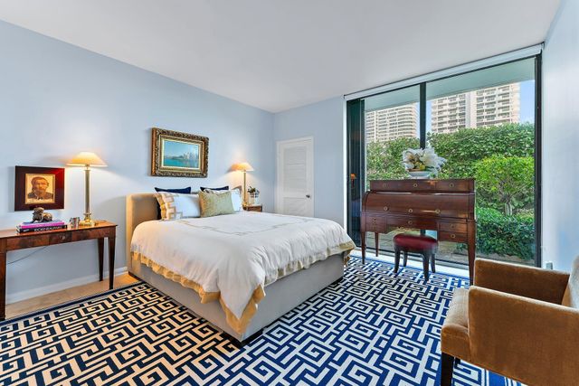 123 Lakeshore Drive 143, North Palm Beach, FL 33408