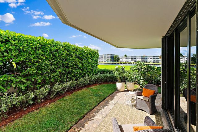 123 Lakeshore Drive 143, North Palm Beach, FL 33408