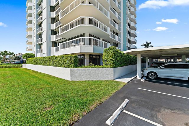 123 Lakeshore Drive 143, North Palm Beach, FL 33408
