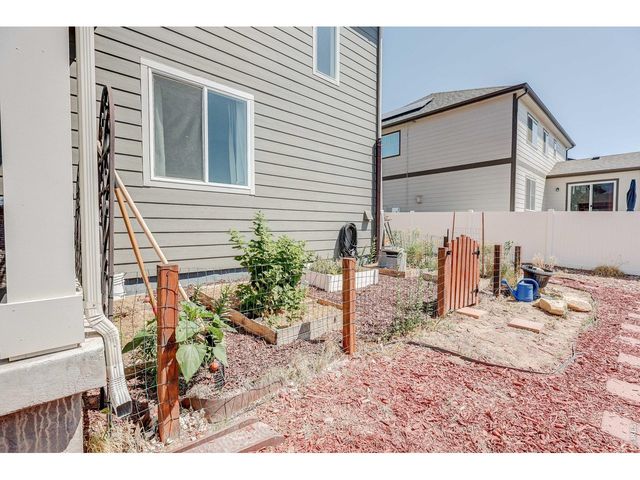 1617 Northcroft Dr, Windsor, CO 80550