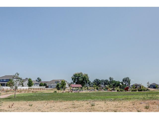 1617 Northcroft Dr, Windsor, CO 80550