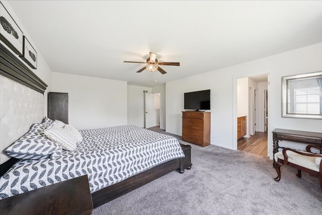 21228 Coventry Circle, Shorewood, IL 60404