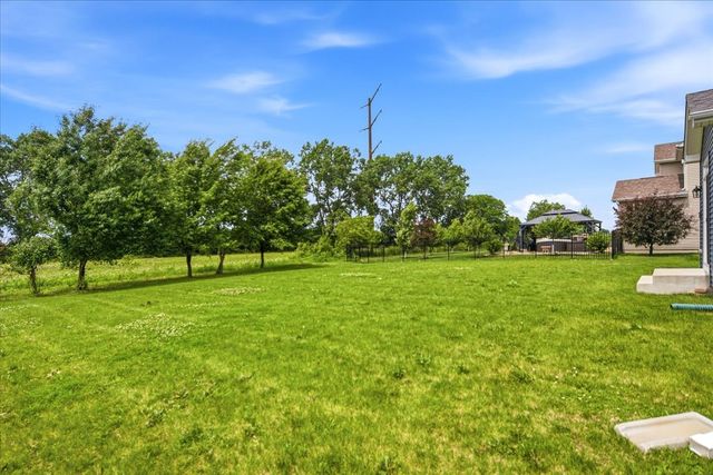 21228 Coventry Circle, Shorewood, IL 60404