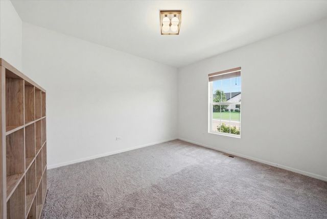 21228 Coventry Circle, Shorewood, IL 60404