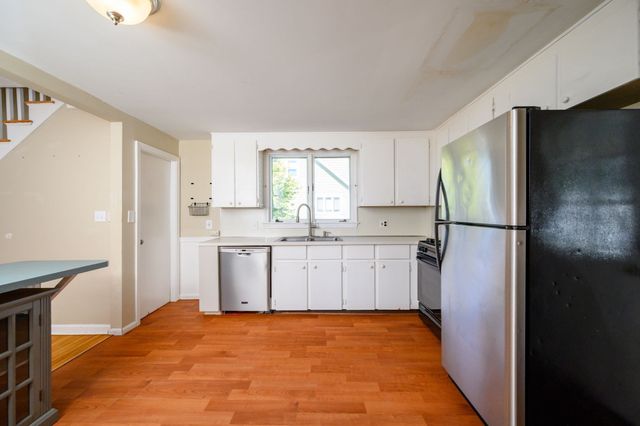 188 Central St, Weymouth, MA 02190