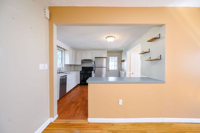 188 Central St, Weymouth, MA 02190