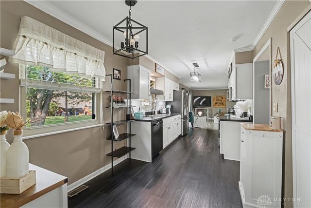 917 Garrison Avenue, Kettering, OH 45429