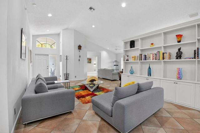 11590 Creekside Drive, Boynton Beach, FL 33437