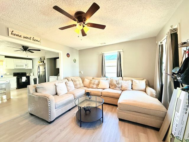 1709 N Tom Green Ave, Odessa, TX 79761