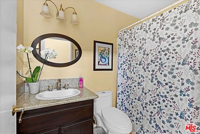 2507 E 15th Street 305, Long Beach, CA 90804