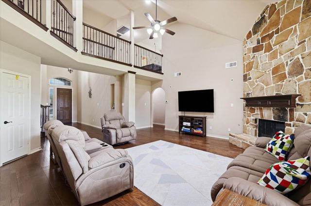 591 Lost Creek Drive, Prosper, TX 75078