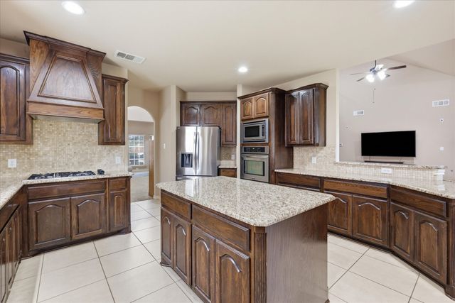 591 Lost Creek Drive, Prosper, TX 75078
