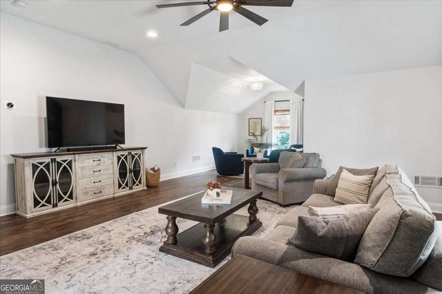 657 Dunbrody Drive, Milton, GA 30004