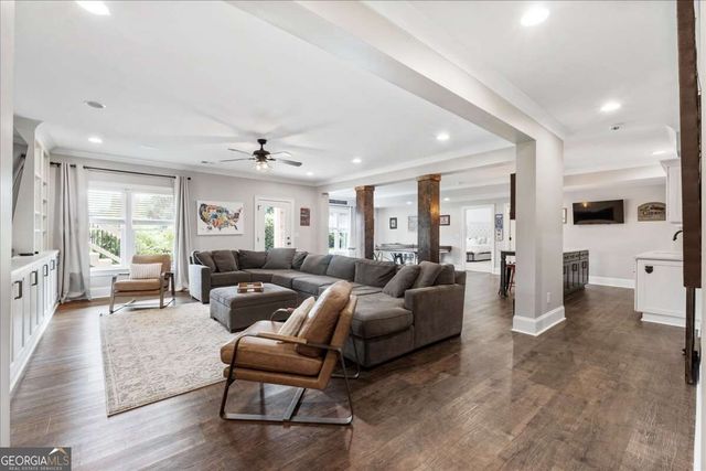 657 Dunbrody Drive, Milton, GA 30004