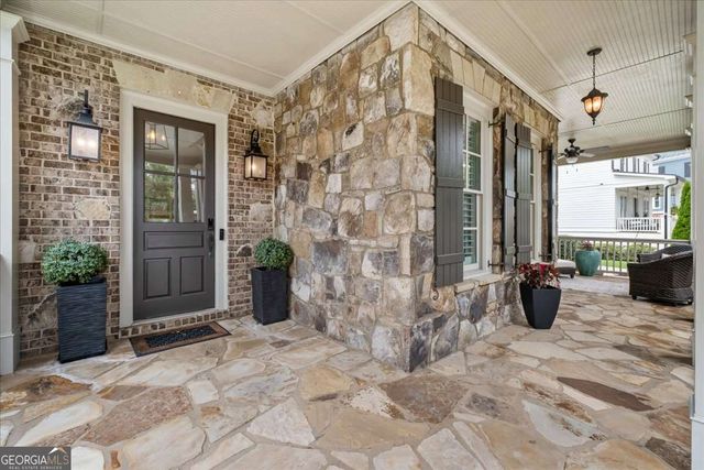 657 Dunbrody Drive, Milton, GA 30004