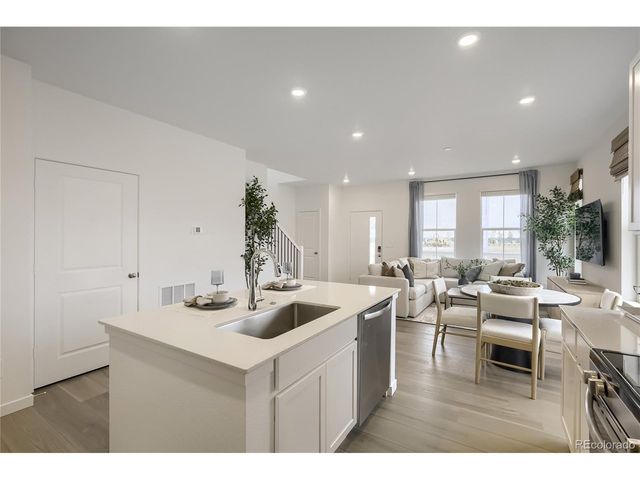 3554 Quincy Bay Pl, Loveland, CO 80538