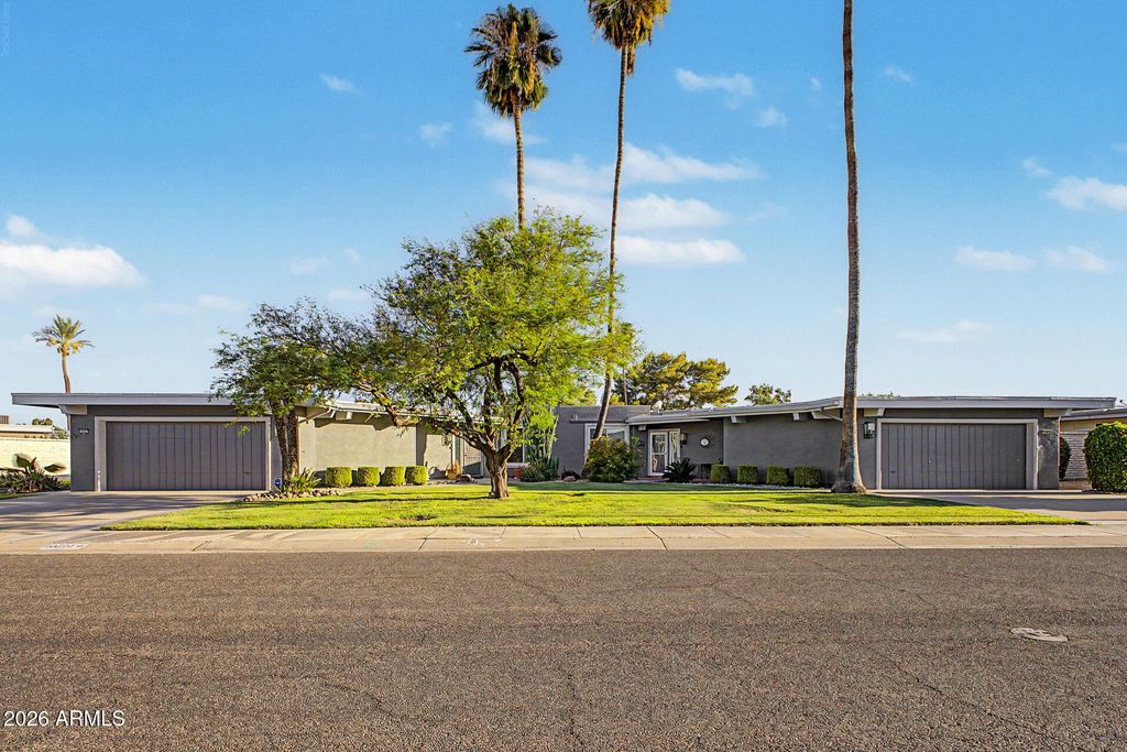 10501 W PINEAIRE Drive, Sun City, AZ 85351 — photo 2