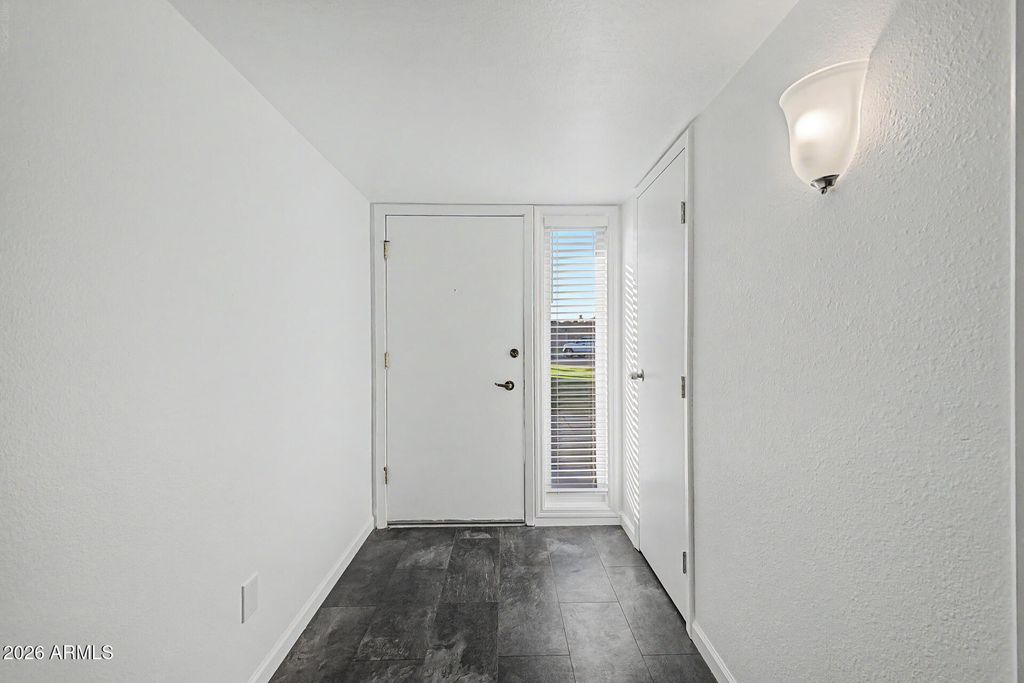 10501 W PINEAIRE Drive, Sun City, AZ 85351 — photo 5