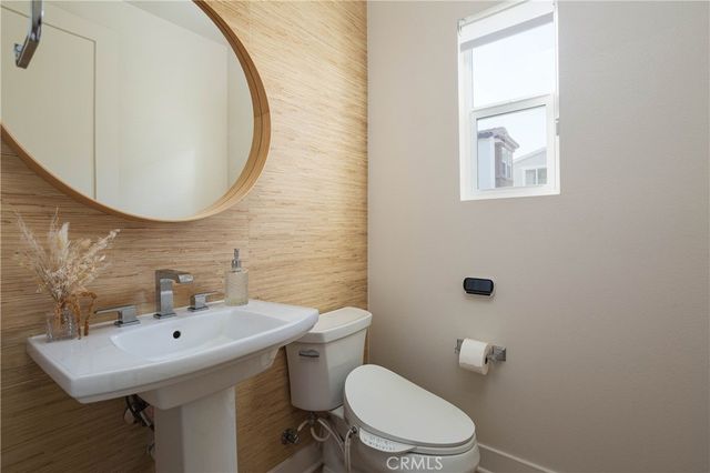 311 Costa Bella Court, Costa Mesa, CA 92627