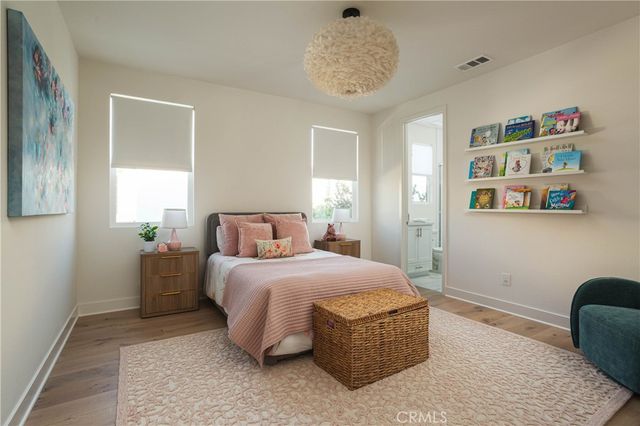 311 Costa Bella Court, Costa Mesa, CA 92627