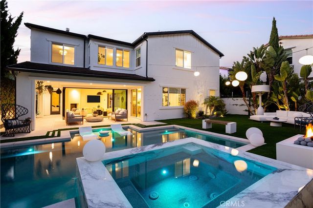 311 Costa Bella Court, Costa Mesa, CA 92627