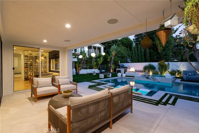 311 Costa Bella Court, Costa Mesa, CA 92627