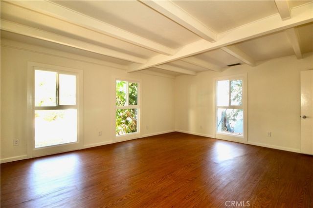 21470 Providencia Street, Woodland Hills, CA 91364