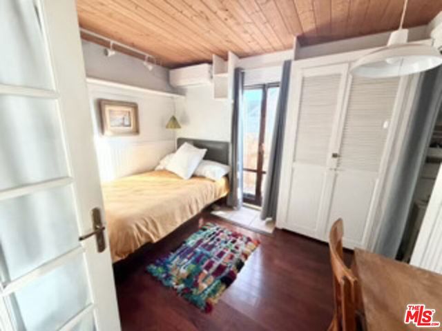59 Dudley Avenue, Los Angeles, CA 90291