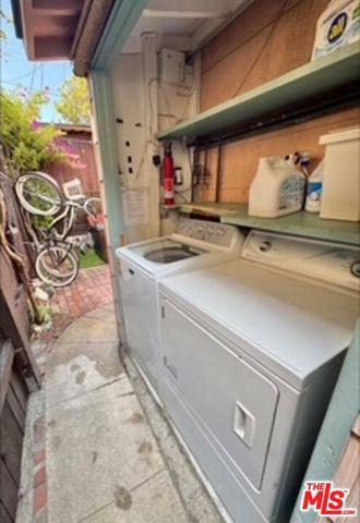59 Dudley Avenue, Los Angeles, CA 90291