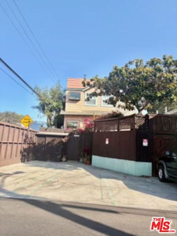 59 Dudley Avenue, Los Angeles, CA 90291
