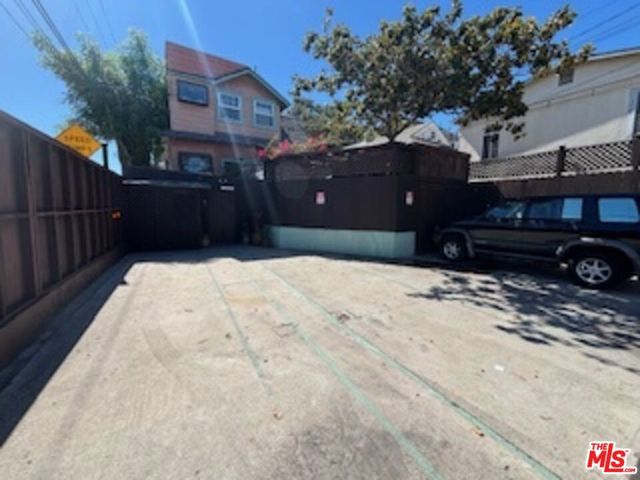 59 Dudley Avenue, Los Angeles, CA 90291