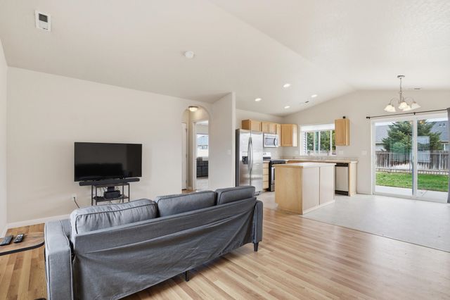 315 S Lawson St, Airway Heights, WA 99001