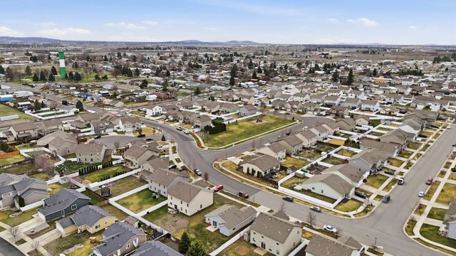 315 S Lawson St, Airway Heights, WA 99001