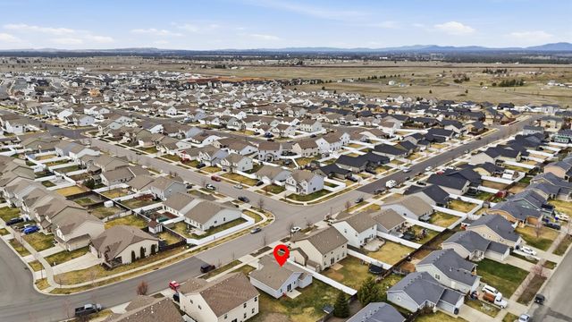 315 S Lawson St, Airway Heights, WA 99001