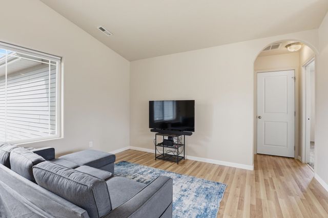 315 S Lawson St, Airway Heights, WA 99001