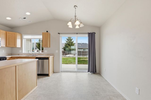 315 S Lawson St, Airway Heights, WA 99001