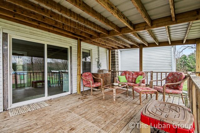8753 Wabasis Avenue NE, Greenville, MI 48838